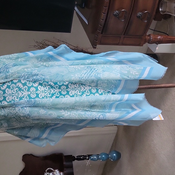 Cruise wear 🚢 - Picture 3 of 6